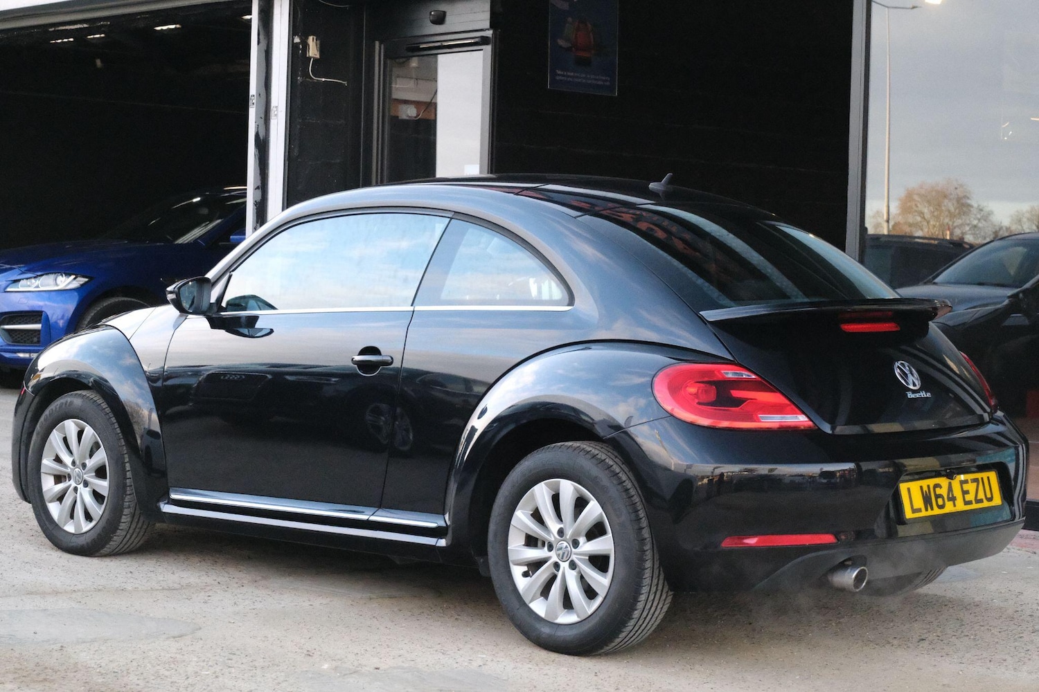 Used Volkswagen Beetle 2025 for sale - 77074266: Photo 5