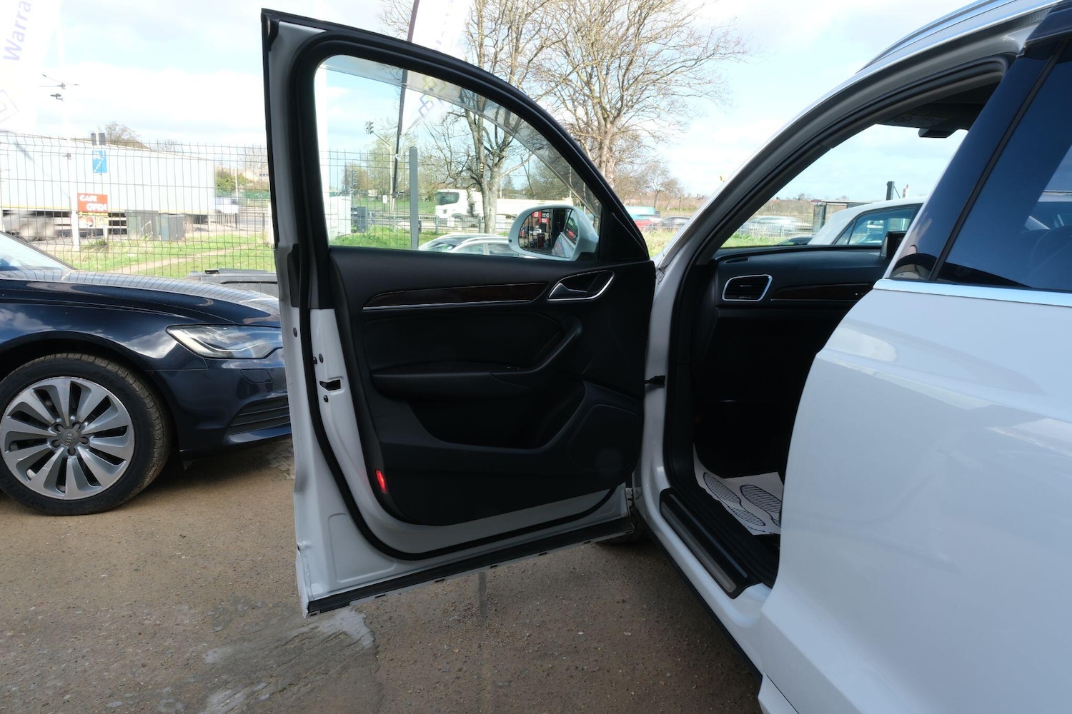 Used Audi Q3 for sale - 77883160: Photo 37