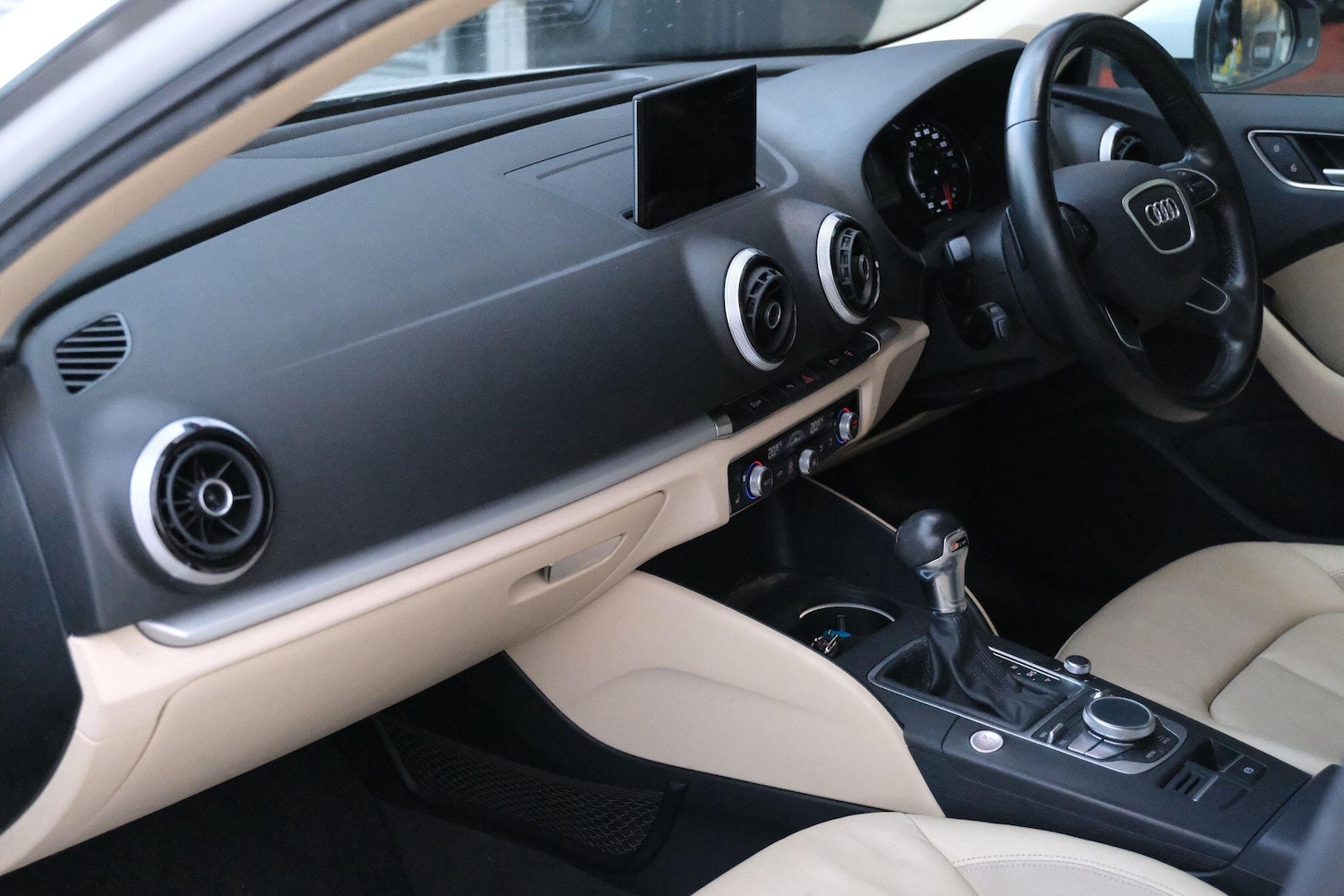 Used Audi A3 for sale - 76942474: Photo 15