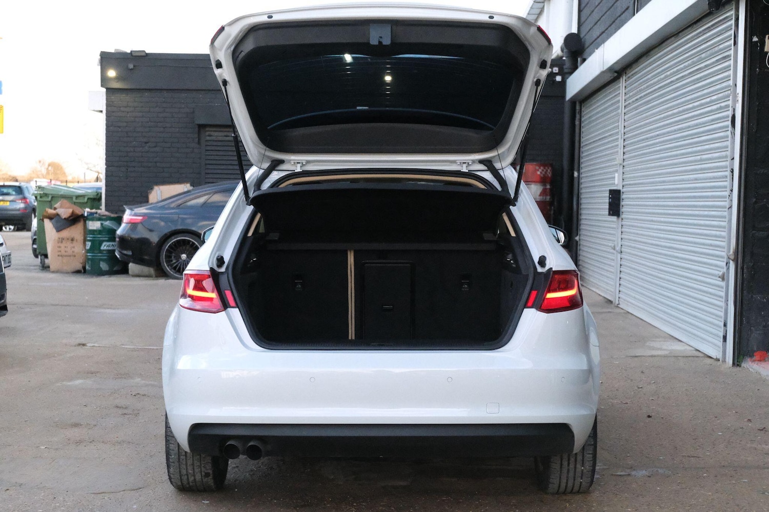 Used Audi A3 for sale - 76942474: Photo 9