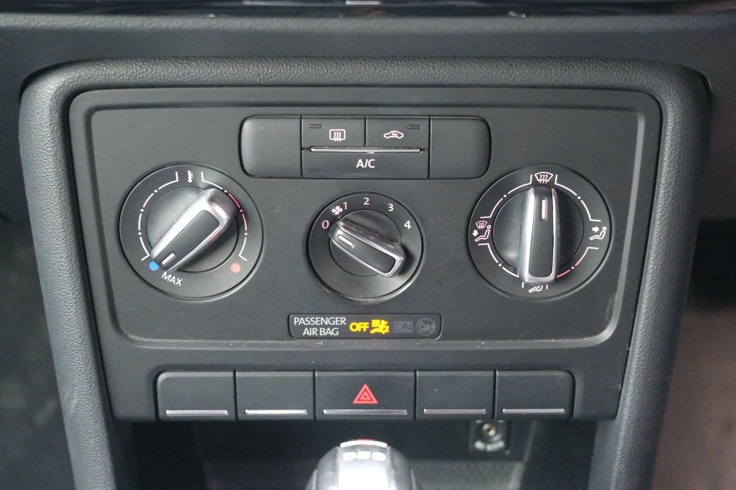 Used Volkswagen Beetle for sale - 76537683: Photo 26