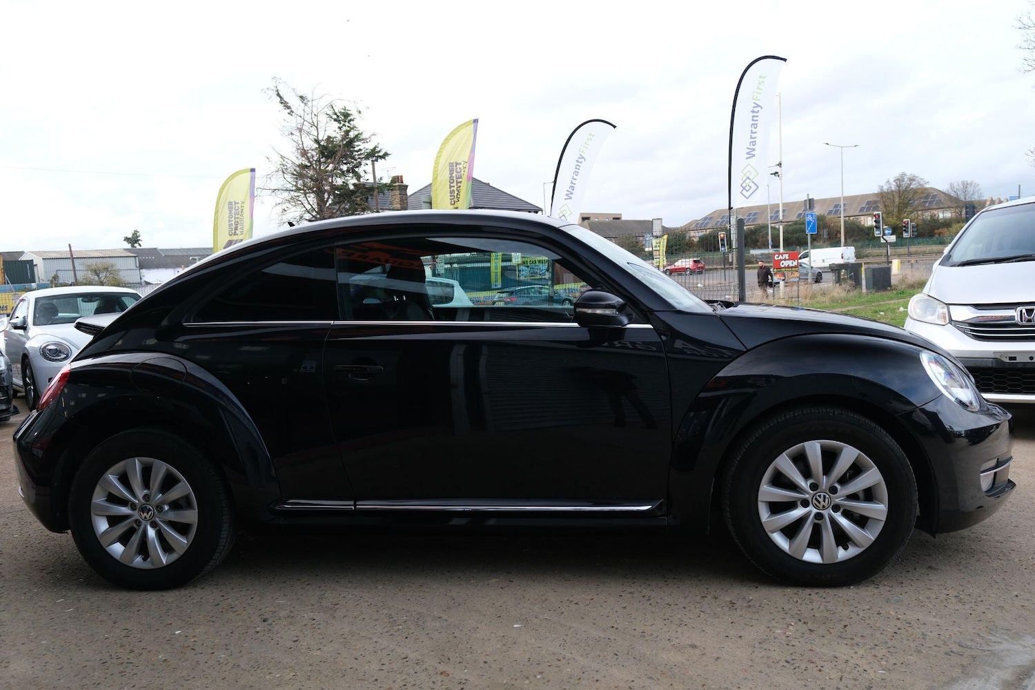 Used Volkswagen Beetle for sale - 76537683: Photo 8