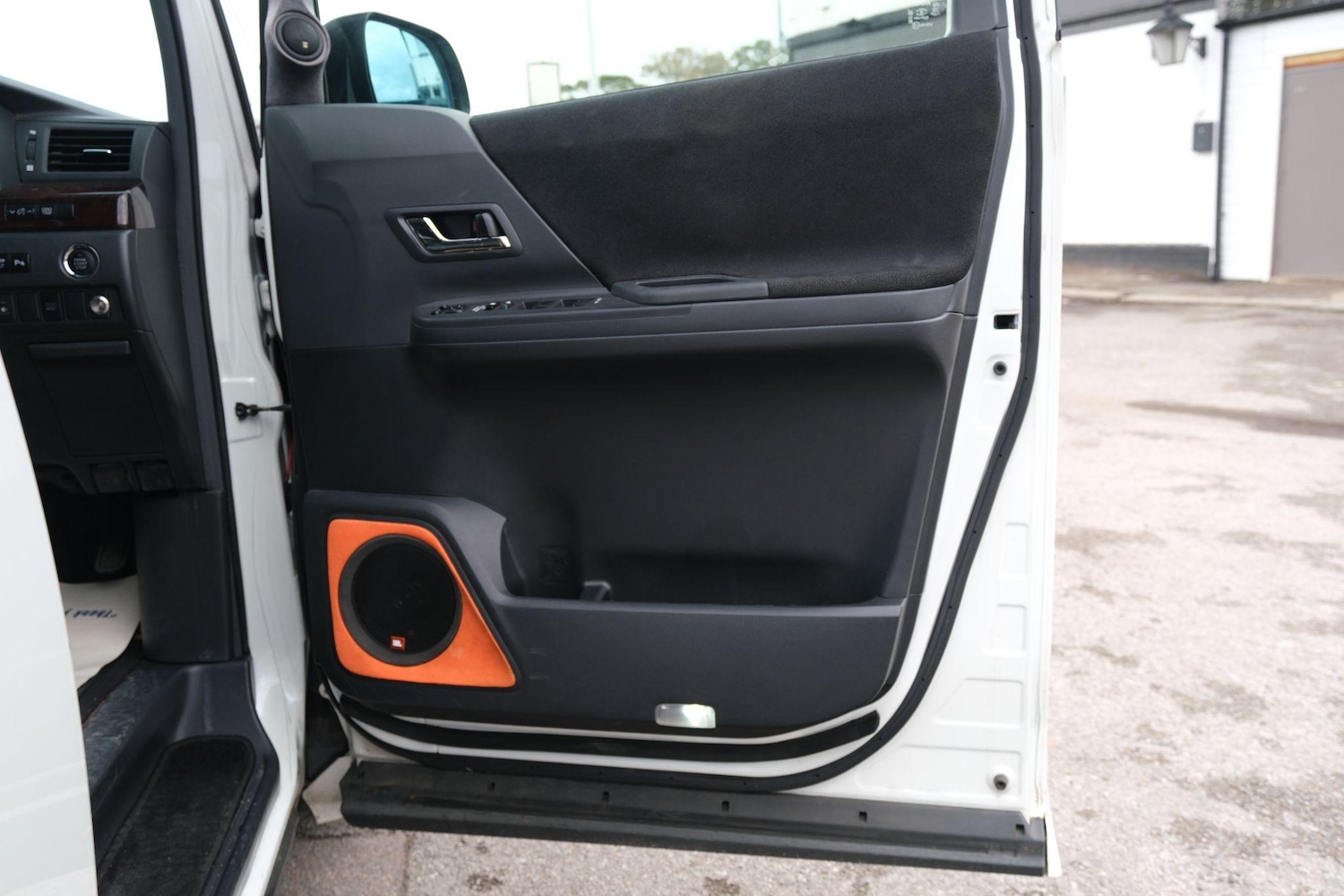 Vehicle 75