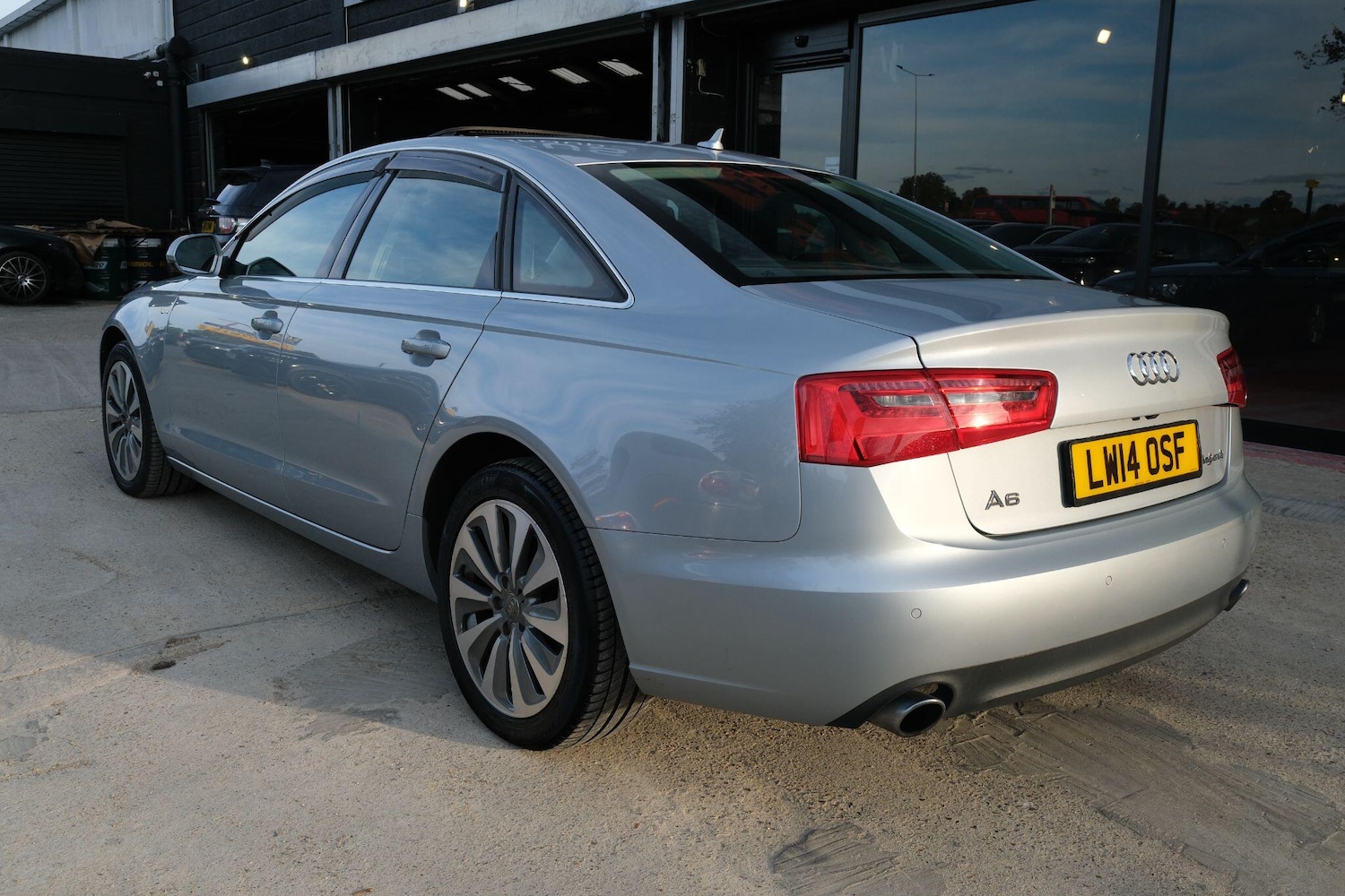 Used Audi A6 Saloon 2025 for sale - 76020413: Photo 11