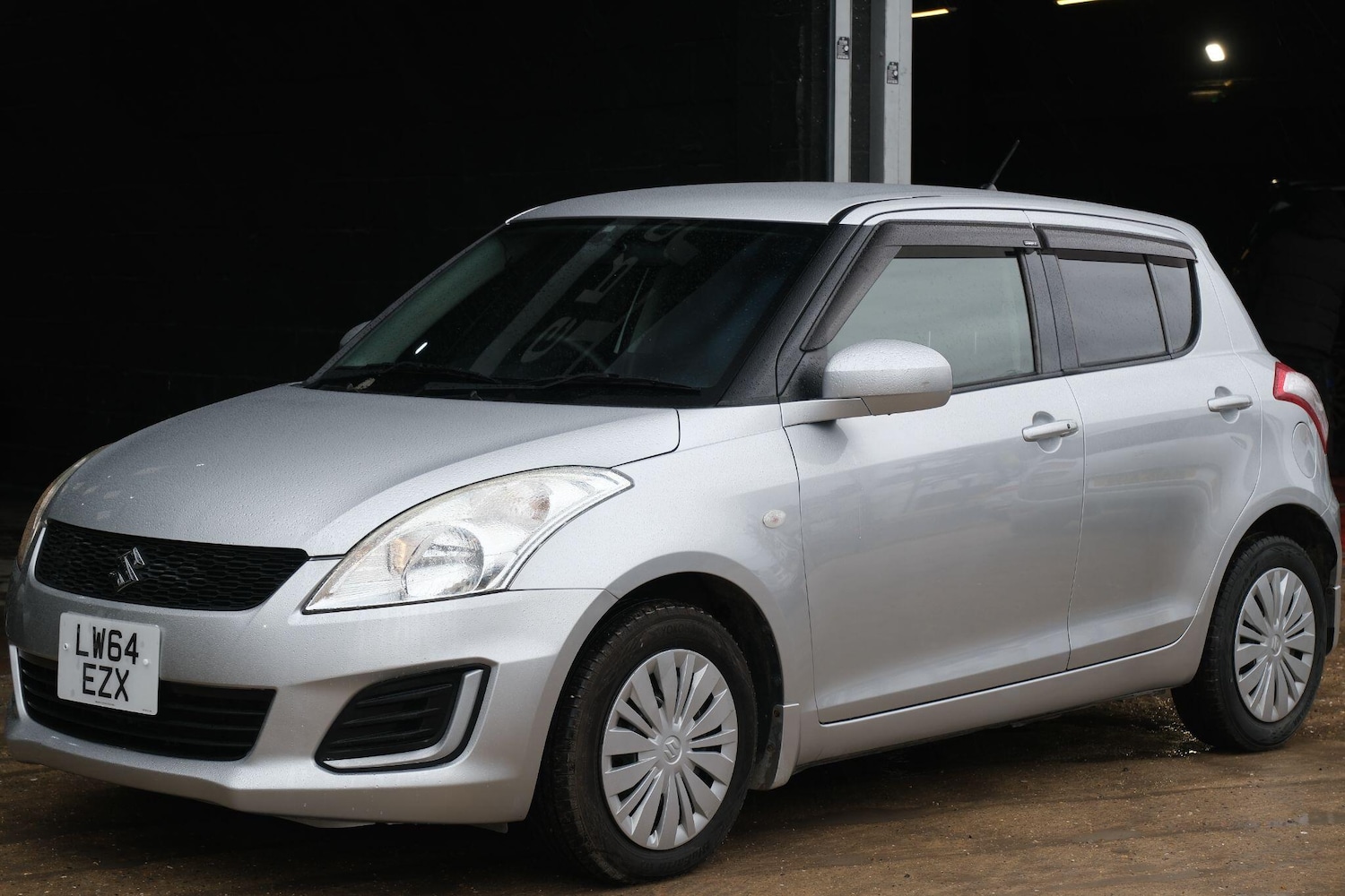Used Suzuki Swift 2025 for sale - 77280004: Photo 3