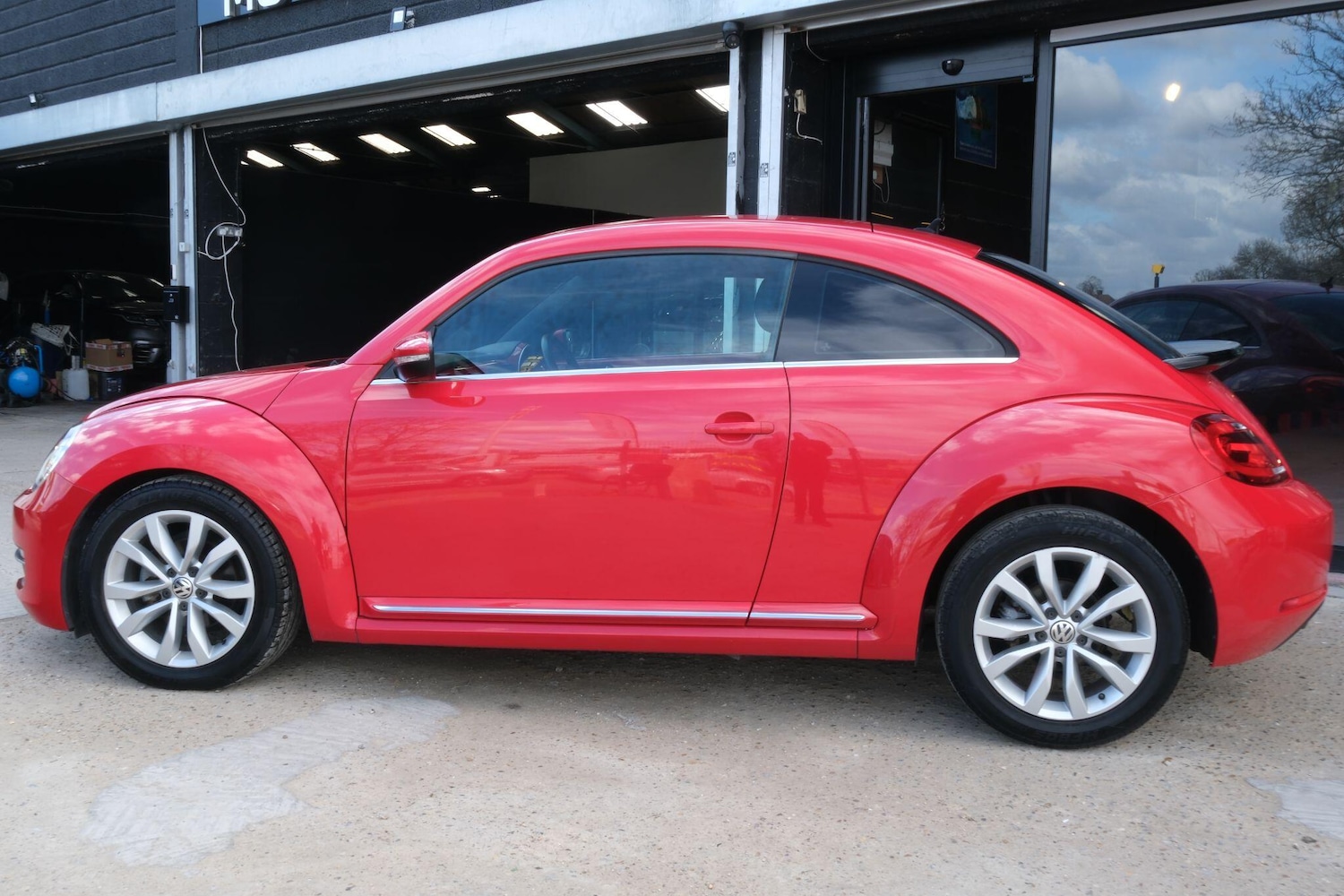 Used Volkswagen Beetle 2026 for sale - 78072903: Photo 10