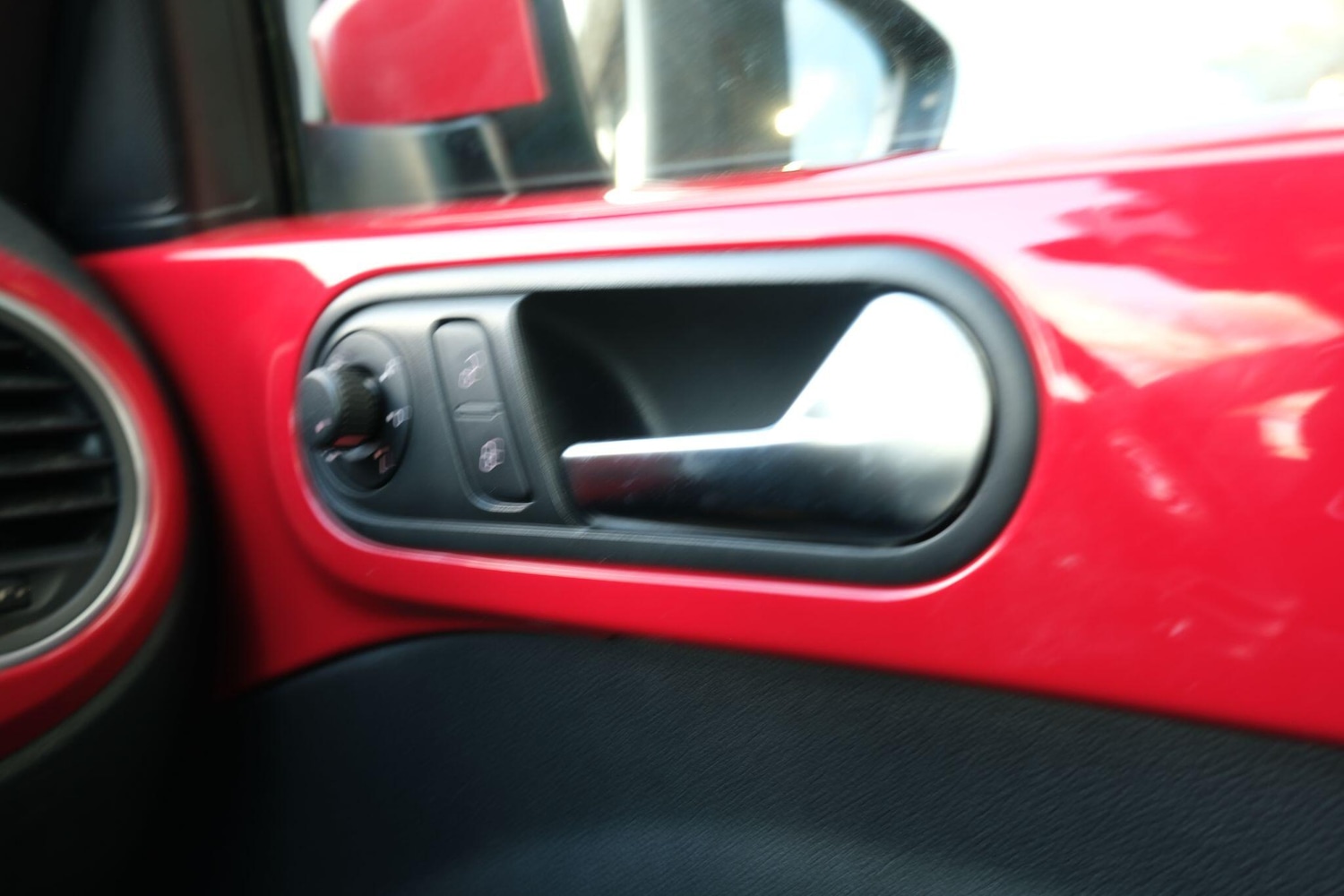 Used Volkswagen Beetle 2026 for sale - 78072903: Photo 25