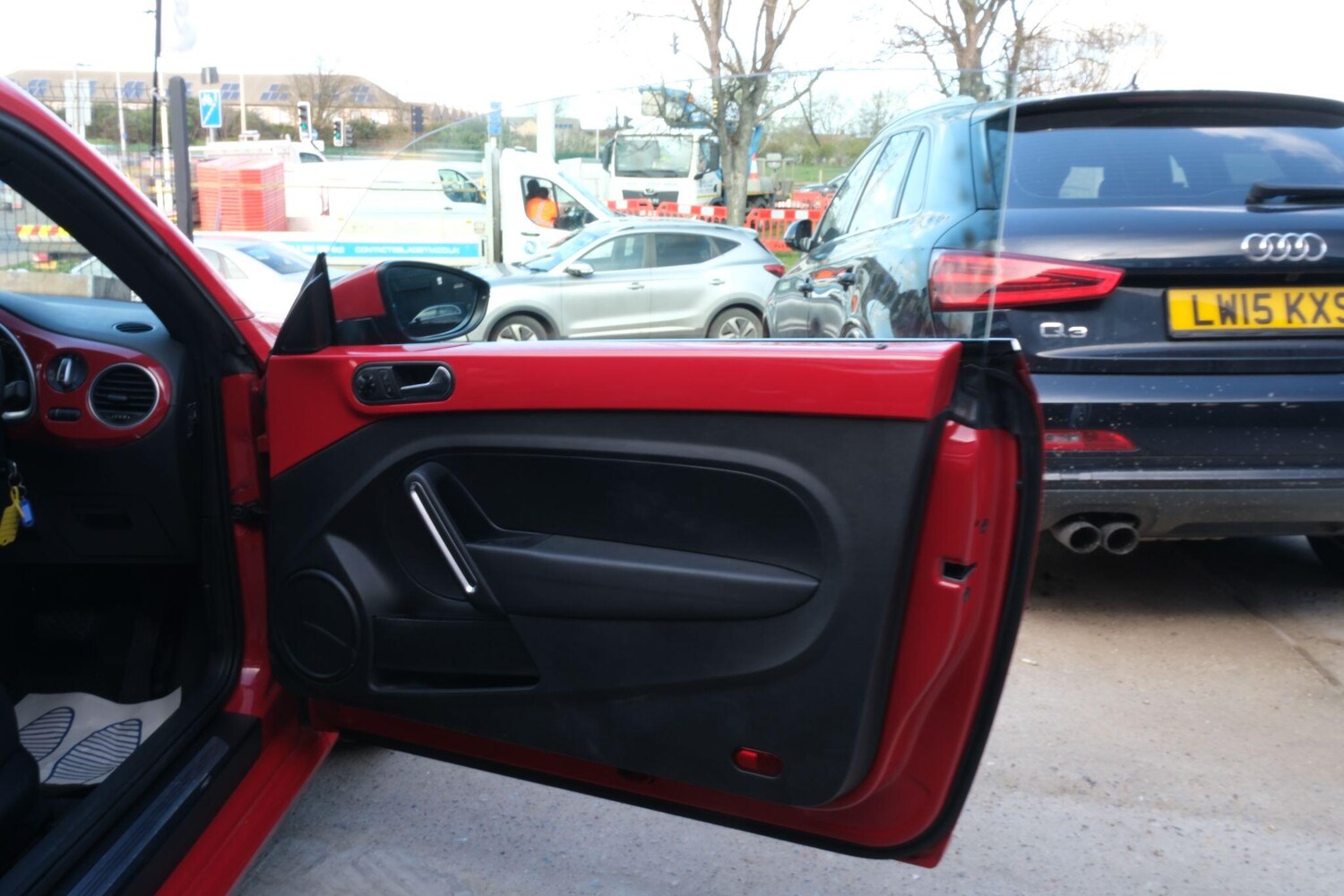 Used Volkswagen Beetle 2026 for sale - 78072903: Photo 33