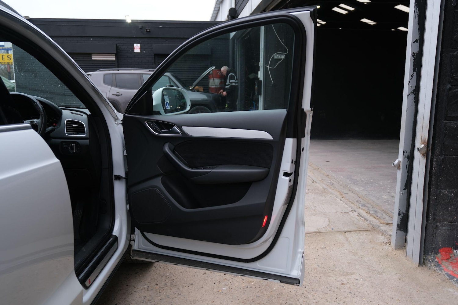 Used Audi Q3 2025 for sale - 77082140: Photo 36