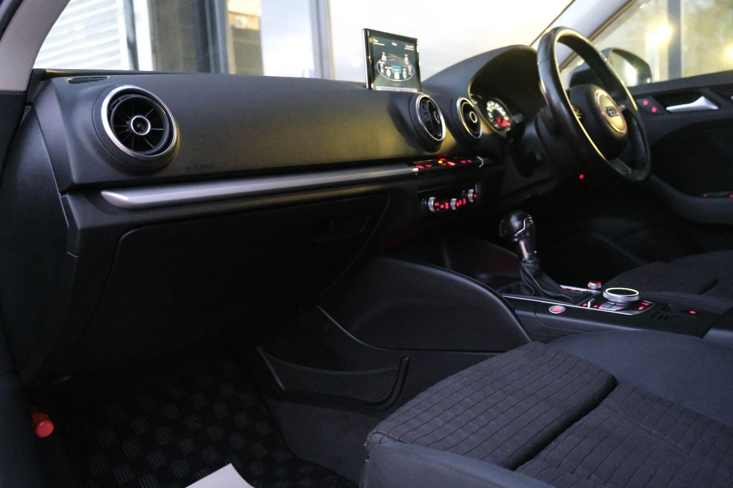 Used Audi A3 for sale - 76607975: Photo 17