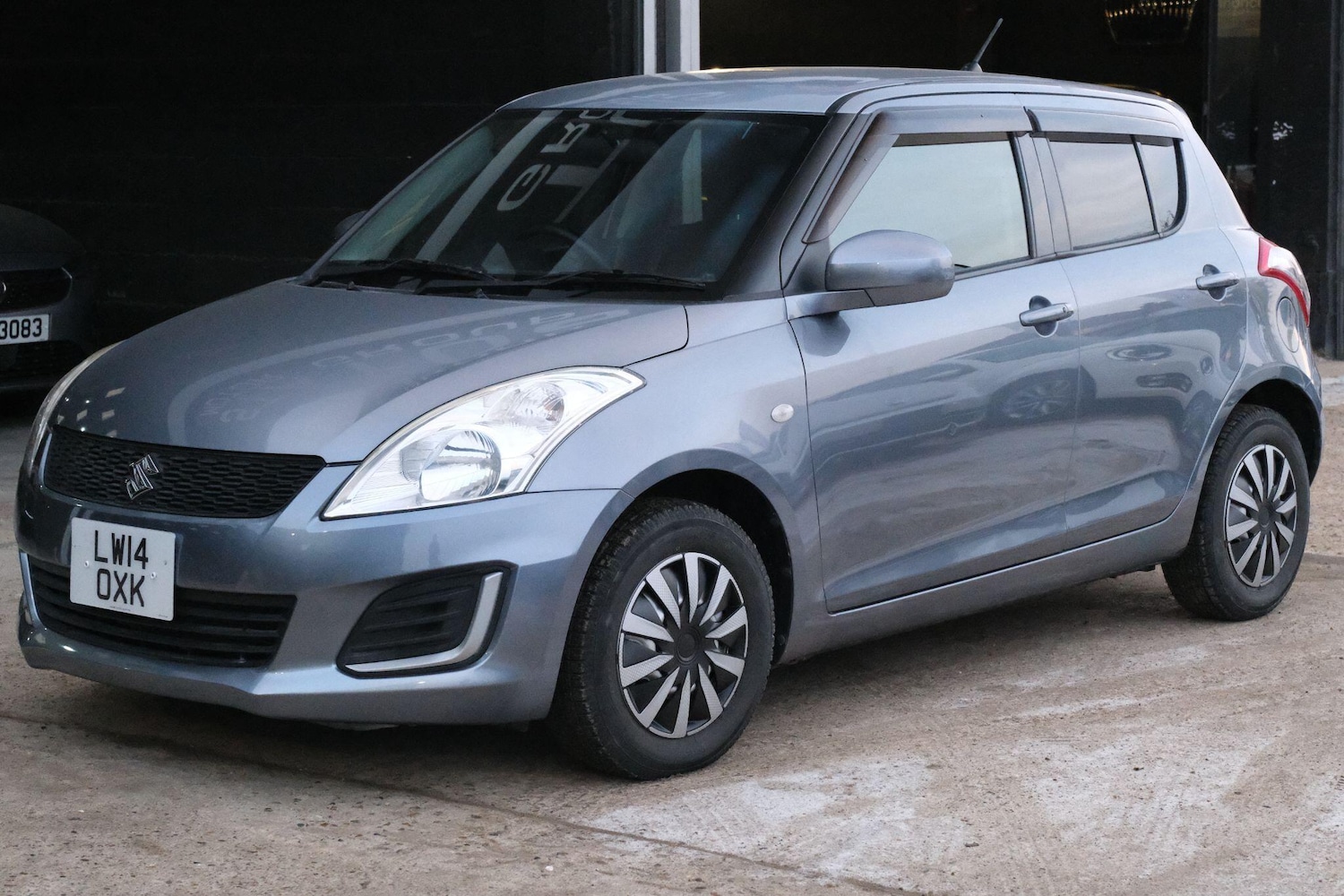Used Suzuki Swift 2025 for sale - 77120321: Photo 3