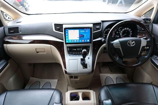 Used Toyota Vellfire 2025 for sale - 76021153: Photo 11