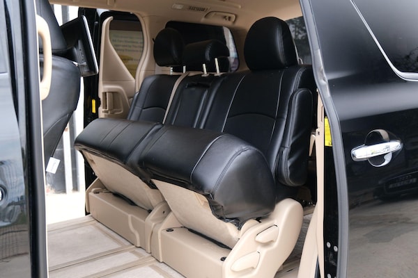 Used Toyota Vellfire 2025 for sale - 76021153: Photo 23