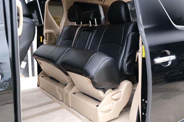 Used Toyota Vellfire 2025 for sale - 76021153: Photo 24