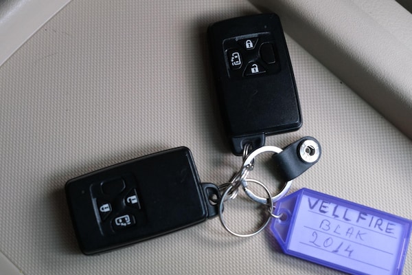 Used Toyota Vellfire 2025 for sale - 76021153: Photo 45