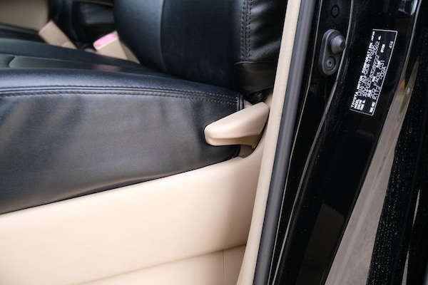 Used Toyota Vellfire 2025 for sale - 76021153: Photo 51