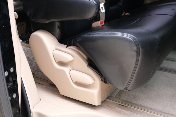 Used Toyota Vellfire 2025 for sale - 76021153: Photo 74