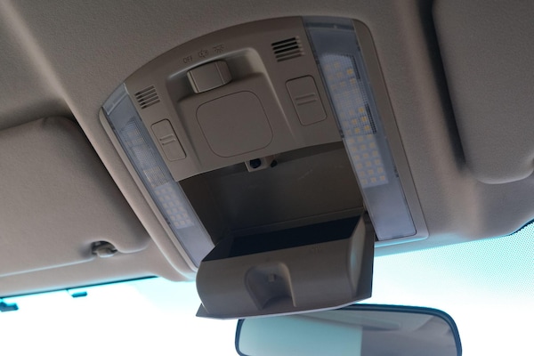 Used Toyota Vellfire 2025 for sale - 76021153: Photo 86