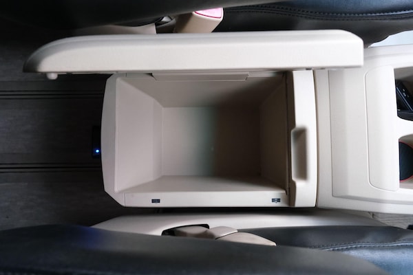 Used Toyota Vellfire 2025 for sale - 76021153: Photo 97