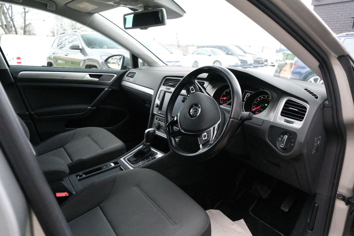 Used Volkswagen Golf 2025 for sale - 77081431: Photo 12