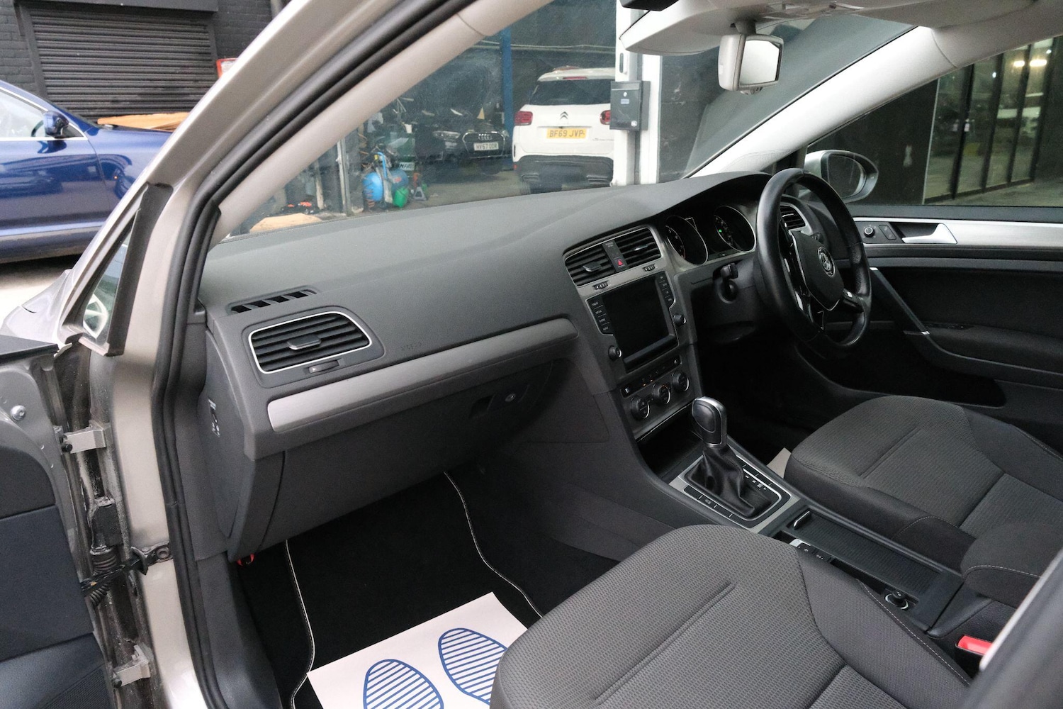 Used Volkswagen Golf 2025 for sale - 77081431: Photo 13