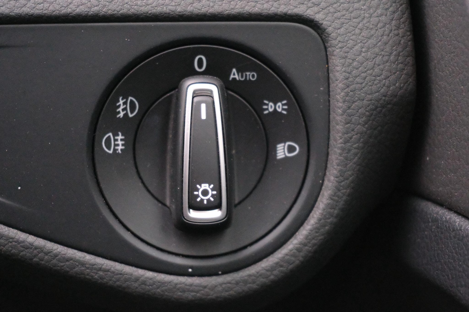 Used Volkswagen Golf 2025 for sale - 77081431: Photo 31