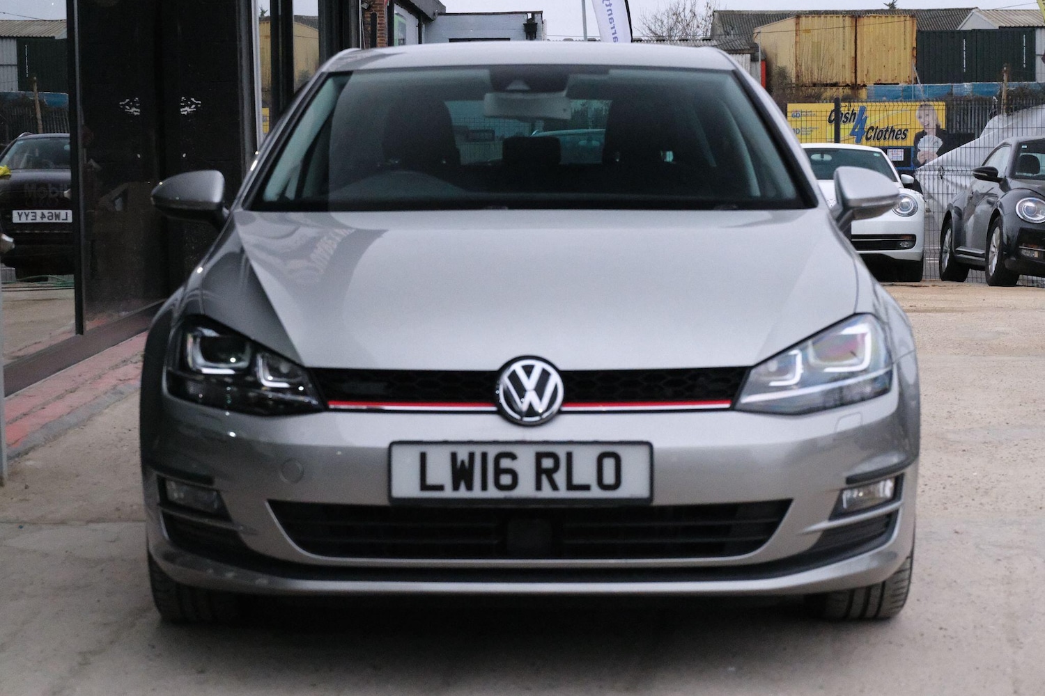 Used Volkswagen Golf 2025 for sale - 77081431: Photo 4