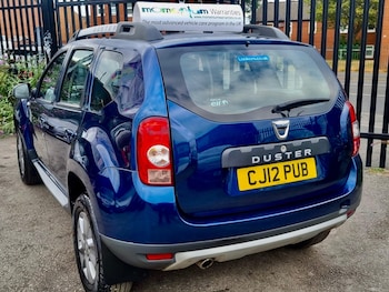 Used Dacia Duster 2017 for sale - 79464159: Photo