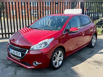 Used Peugeot 208 2015 for sale - 79224249: Photo