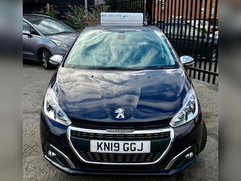 Used Peugeot 208 2019 for sale - 79452600: Photo