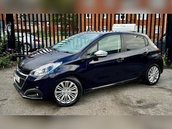 Used Peugeot 208 2019 for sale - 79452600: Photo