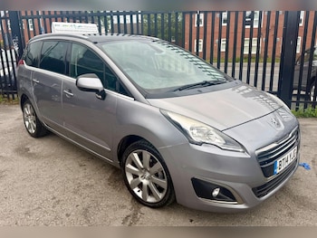 Used Peugeot 5008 2014 for sale - 79401149: Photo
