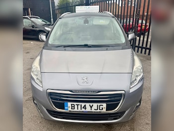 Used Peugeot 5008 2014 for sale - 79401149: Photo
