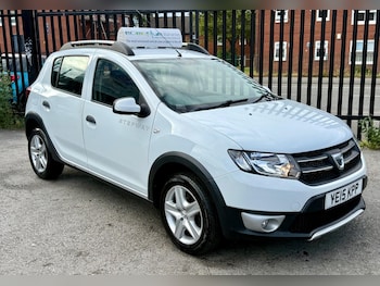 Used Dacia Sandero Stepway 2015 for sale - 79140838: Photo
