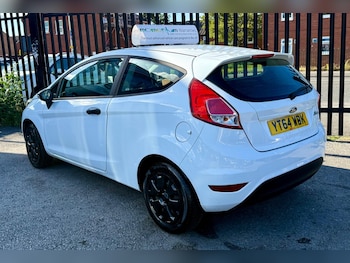 Used Ford Fiesta 2014 for sale - 79140853: Photo
