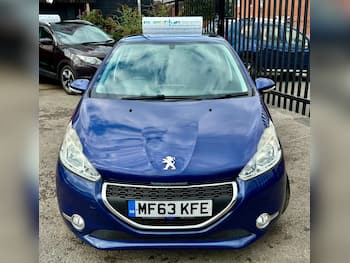 Used Peugeot 208 2013 for sale - 79680995: Photo