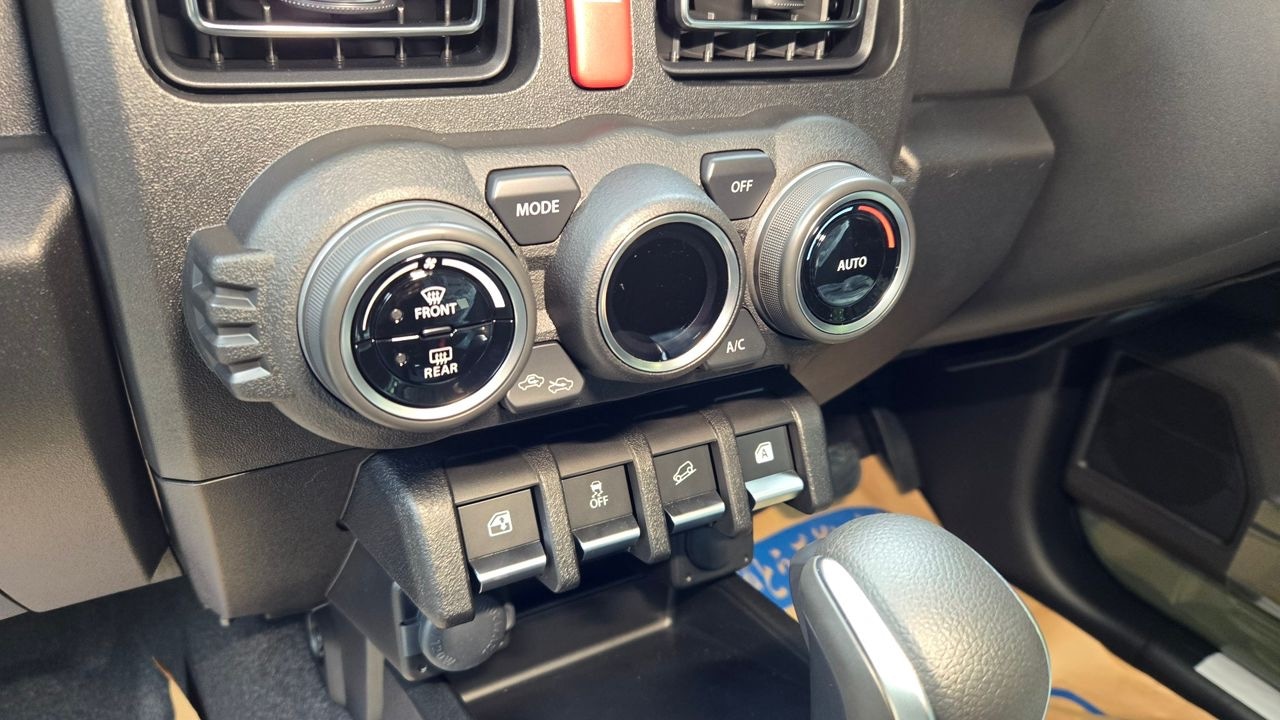 Used Suzuki Jimny 2024 for sale - 76342928: Photo 6