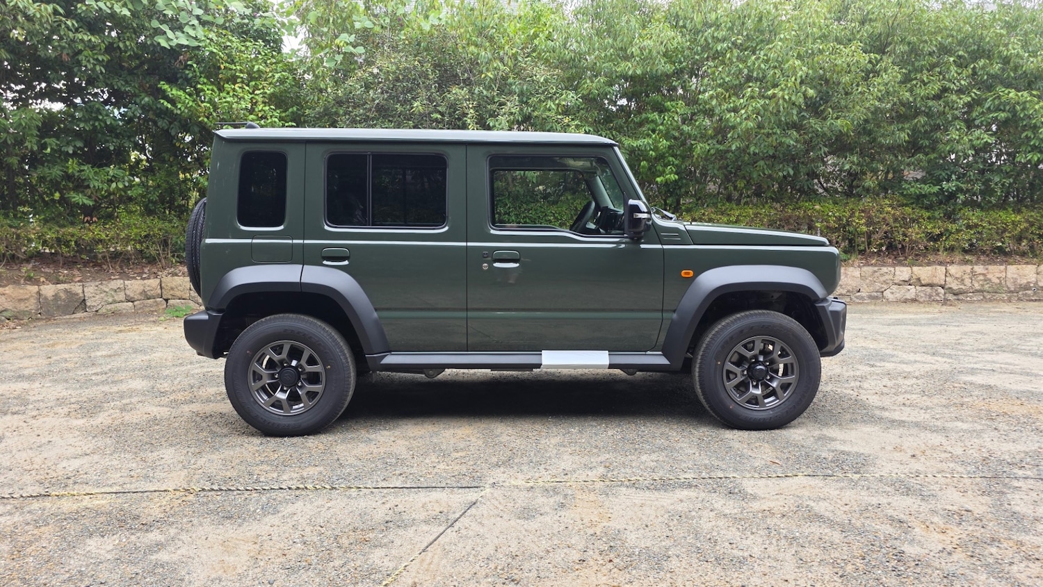 Used Suzuki Jimny 2025 for sale - 76076791: Photo 6