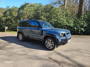 Used Land Rover Defender 2021 for sale - 77725833: Photo