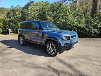 Used Land Rover Defender 2021 for sale - 77725833: Photo