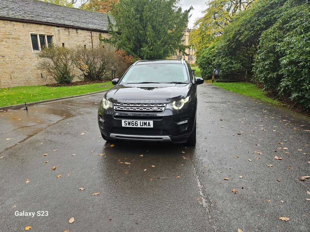 Used Land Rover Discovery Sport 2017 for sale - 76267289: Photo 14