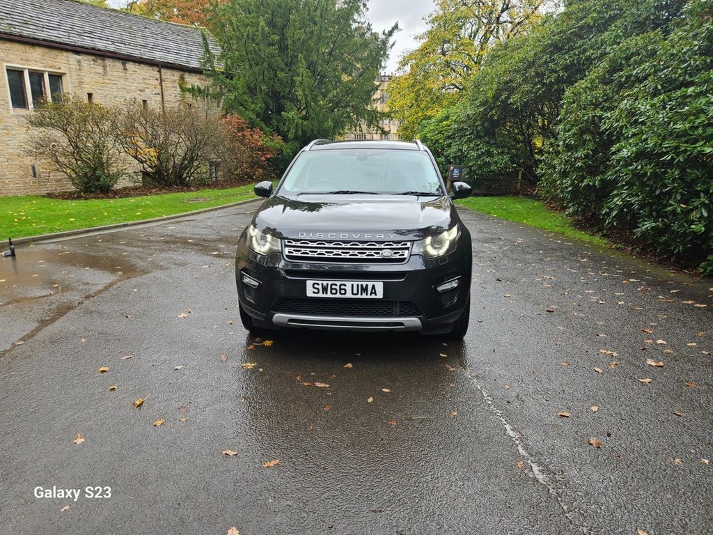 Used Land Rover Discovery Sport 2017 for sale - 76267289: Photo 16