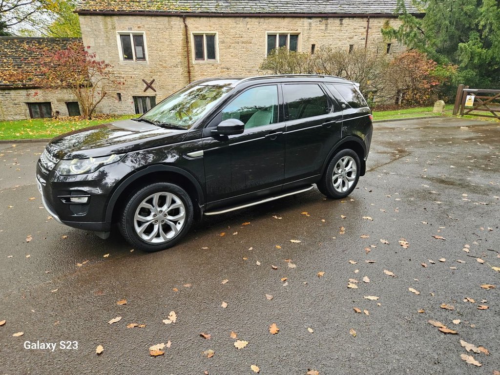 Used Land Rover Discovery Sport 2017 for sale - 76267289: Photo 21