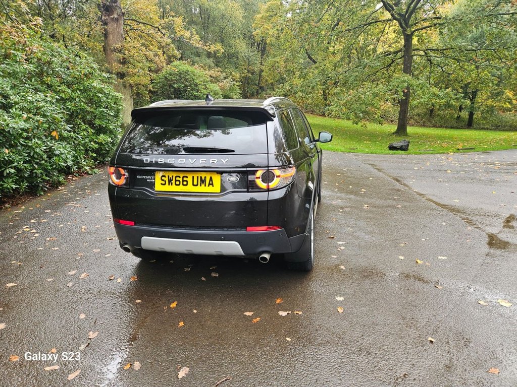 Used Land Rover Discovery Sport 2017 for sale - 76267289: Photo 30