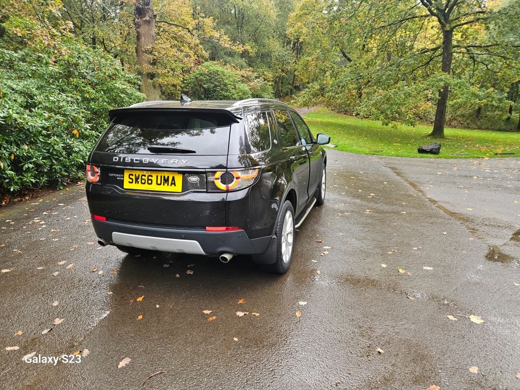 Used Land Rover Discovery Sport 2017 for sale - 76267289: Photo 31