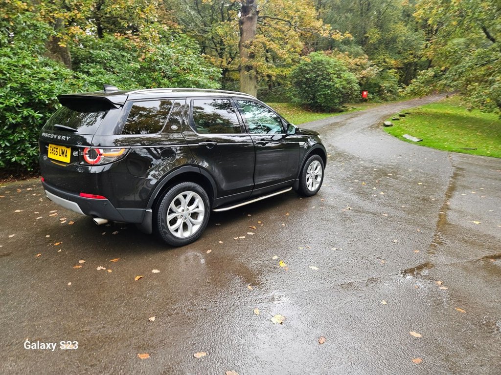 Used Land Rover Discovery Sport 2017 for sale - 76267289: Photo 34