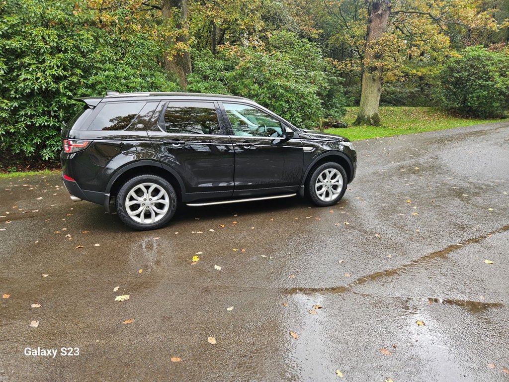Used Land Rover Discovery Sport 2017 for sale - 76267289: Photo 36