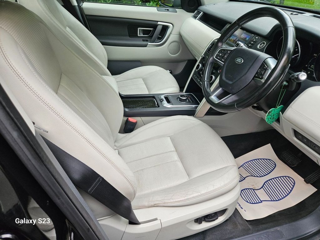 Used Land Rover Discovery Sport 2017 for sale - 76267289: Photo 38