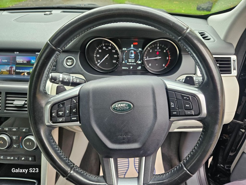 Used Land Rover Discovery Sport 2017 for sale - 76267289: Photo 40