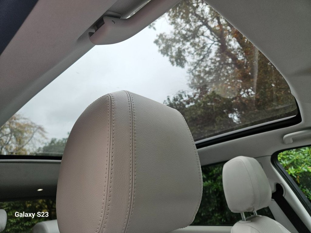 Used Land Rover Discovery Sport 2017 for sale - 76267289: Photo 43